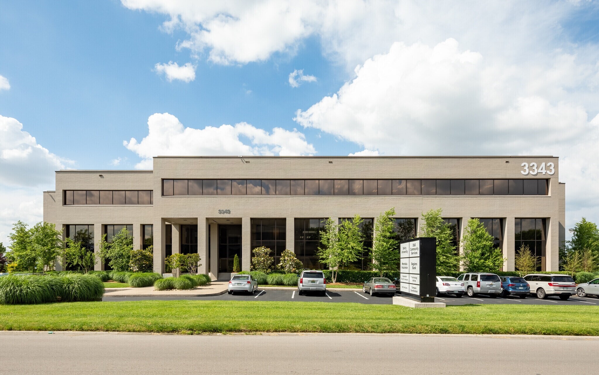 3343 Perimeter Hill Dr, Nashville, TN for lease Building Photo- Image 1 of 6