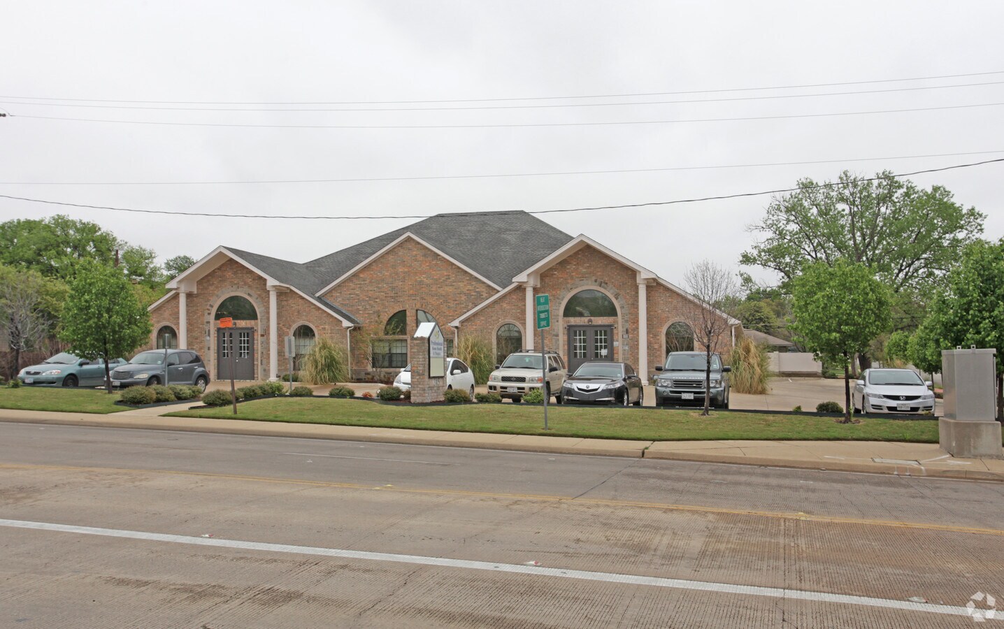 345 Westpark Way, Euless, TX 76040