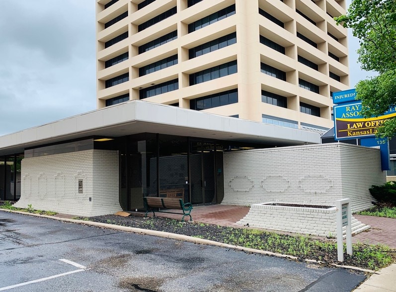 135 N Main St, Wichita, KS for sale - Building Photo - Image 1 of 1