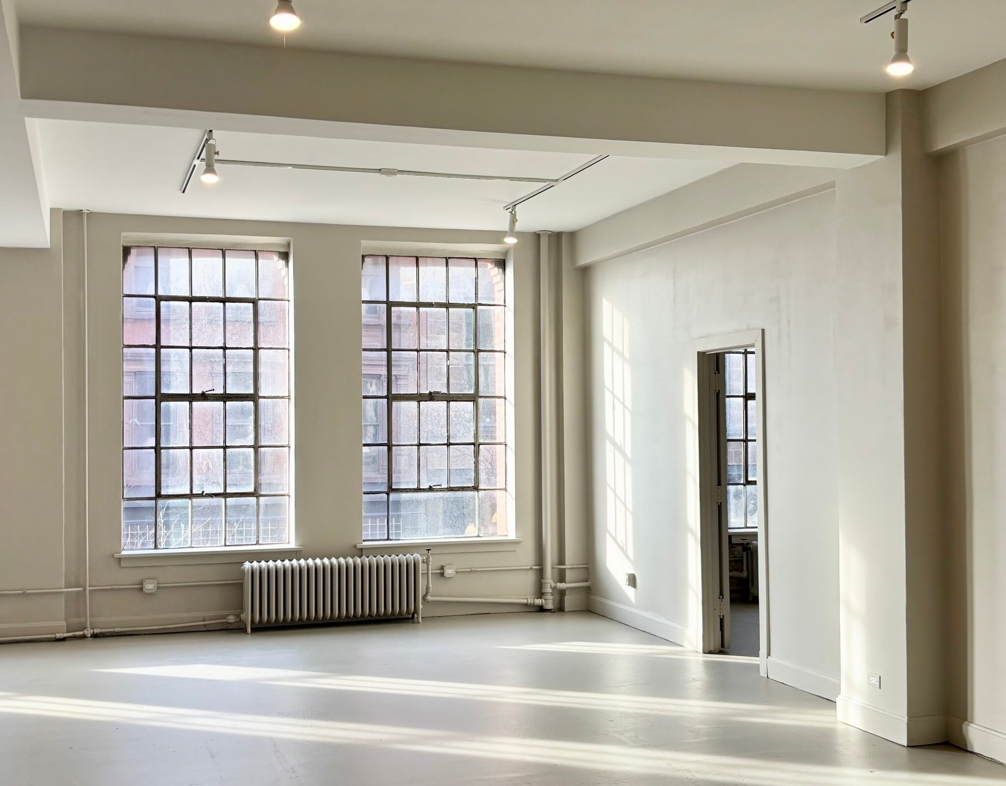 1945 S Halsted St, Chicago, IL for lease Interior Photo- Image 1 of 7