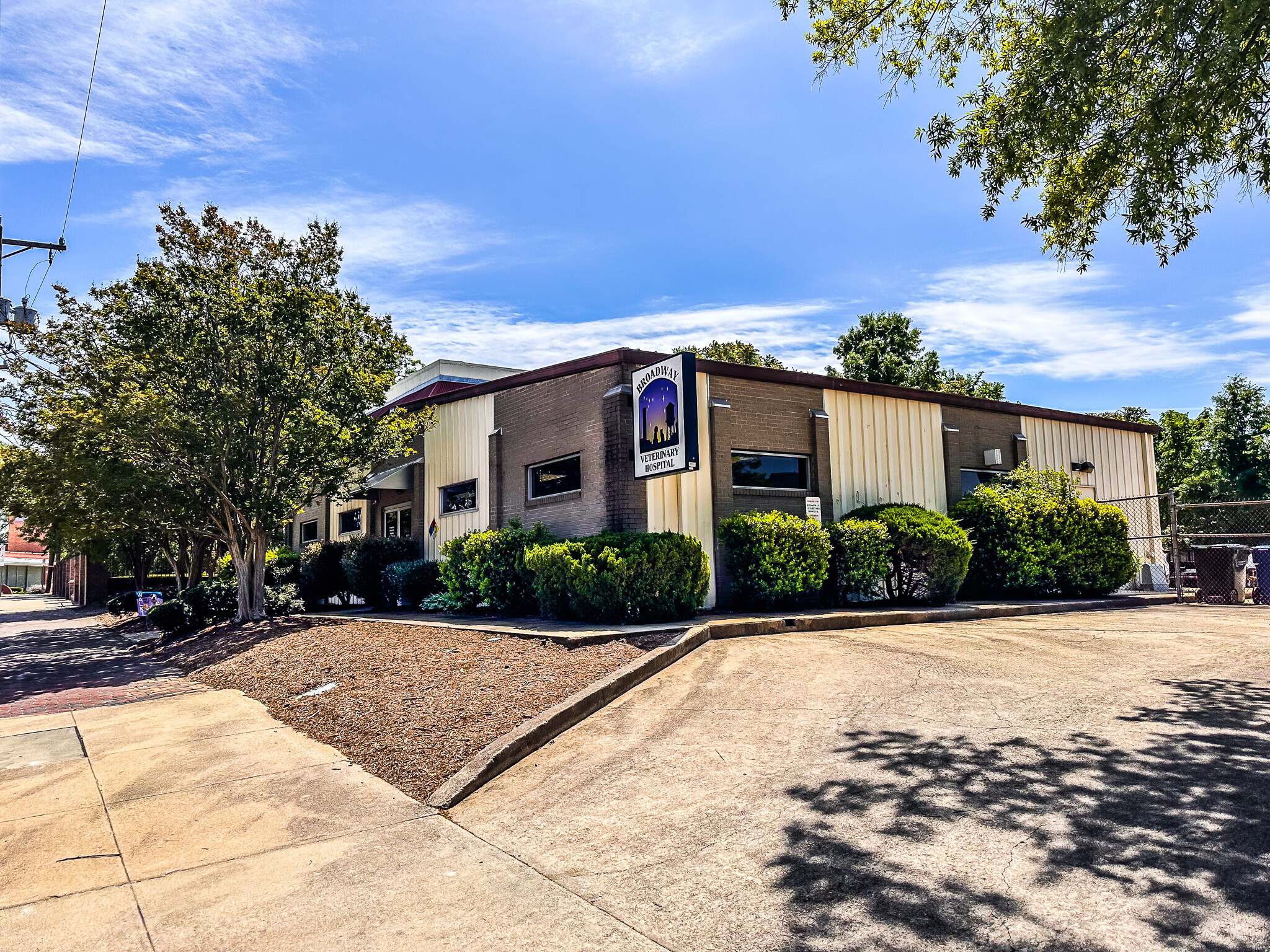 205 Broadway, Durham, NC for lease Building Photo- Image 1 of 3