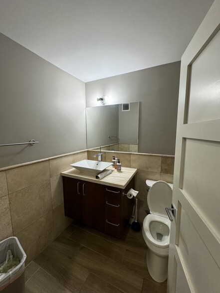 714 N Monterey St, Gilbert, AZ for lease - Interior Photo - Image 3 of 11