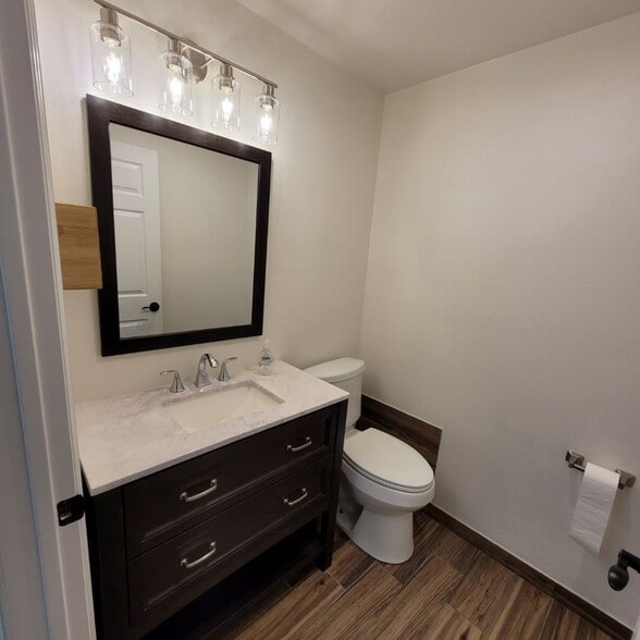 5007 Avenue U, Lubbock, TX for lease - Building Photo - Image 2 of 23