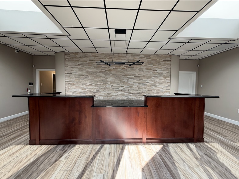 10421 Montgomery Parkway Loop NE, Albuquerque, NM for lease - Building Photo - Image 3 of 23