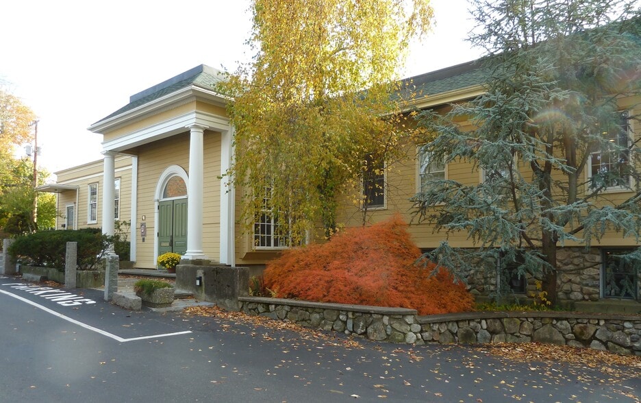 294 Pleasant St, Stoughton, MA for sale - Building Photo - Image 3 of 43