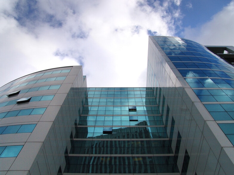 Quai Du Président Paul Doumer, Courbevoie for lease - Building Photo - Image 2 of 16