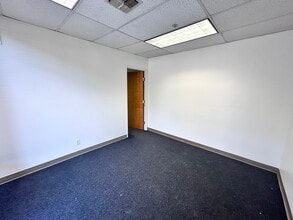 6481 Orangethorpe Ave, Buena Park, CA for lease Interior Photo- Image 2 of 6