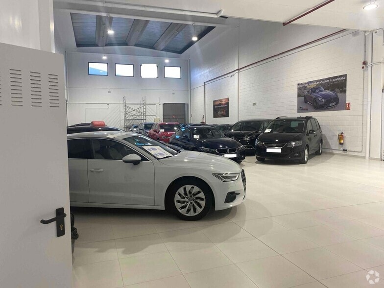 Industrial in Torrejón de Ardoz, Madrid for sale - Building Photo - Image 2 of 8