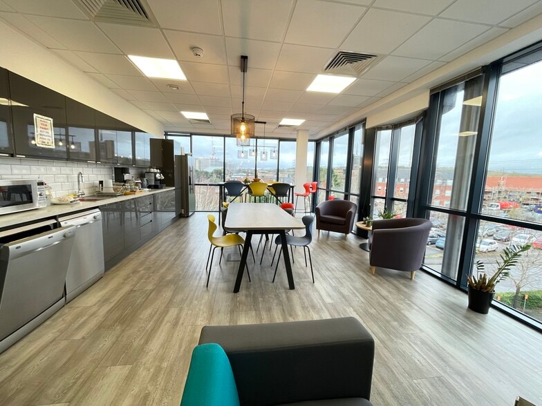 5 West Way, Oxford for lease - Building Photo - Image 2 of 11