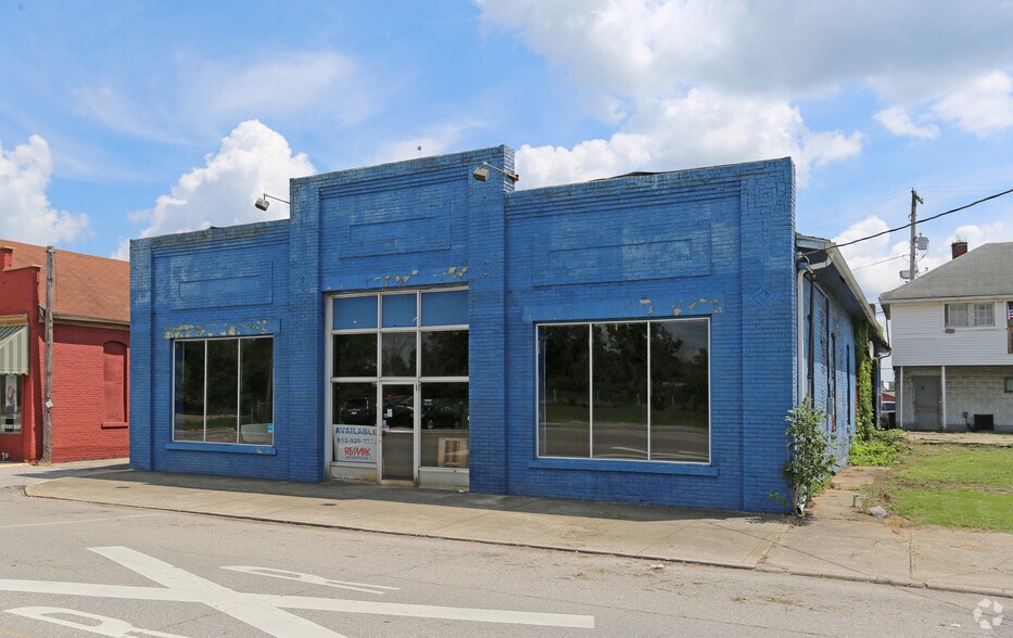 209 Exporting St, Aurora, IN for sale - Primary Photo - Image 1 of 1