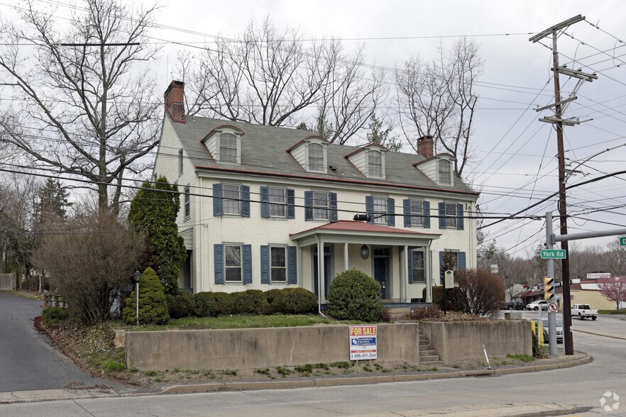 4692 York Rd, Doylestown, PA 18902