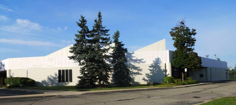 22000 Northwestern Hwy, Southfield, MI for sale - Building Photo - Image 1 of 1