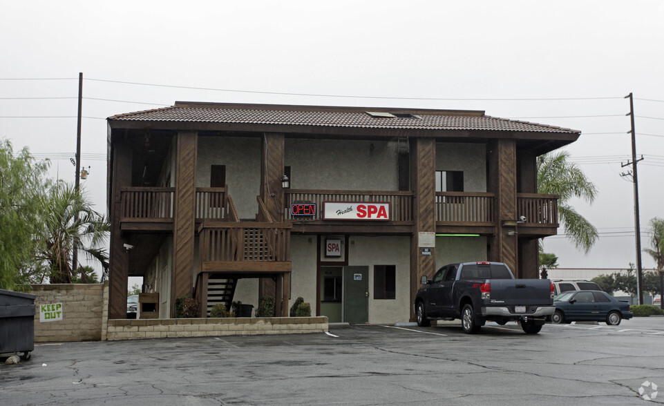 2176 W Foothill Blvd, Upland, CA for lease - Building Photo - Image 3 of 3