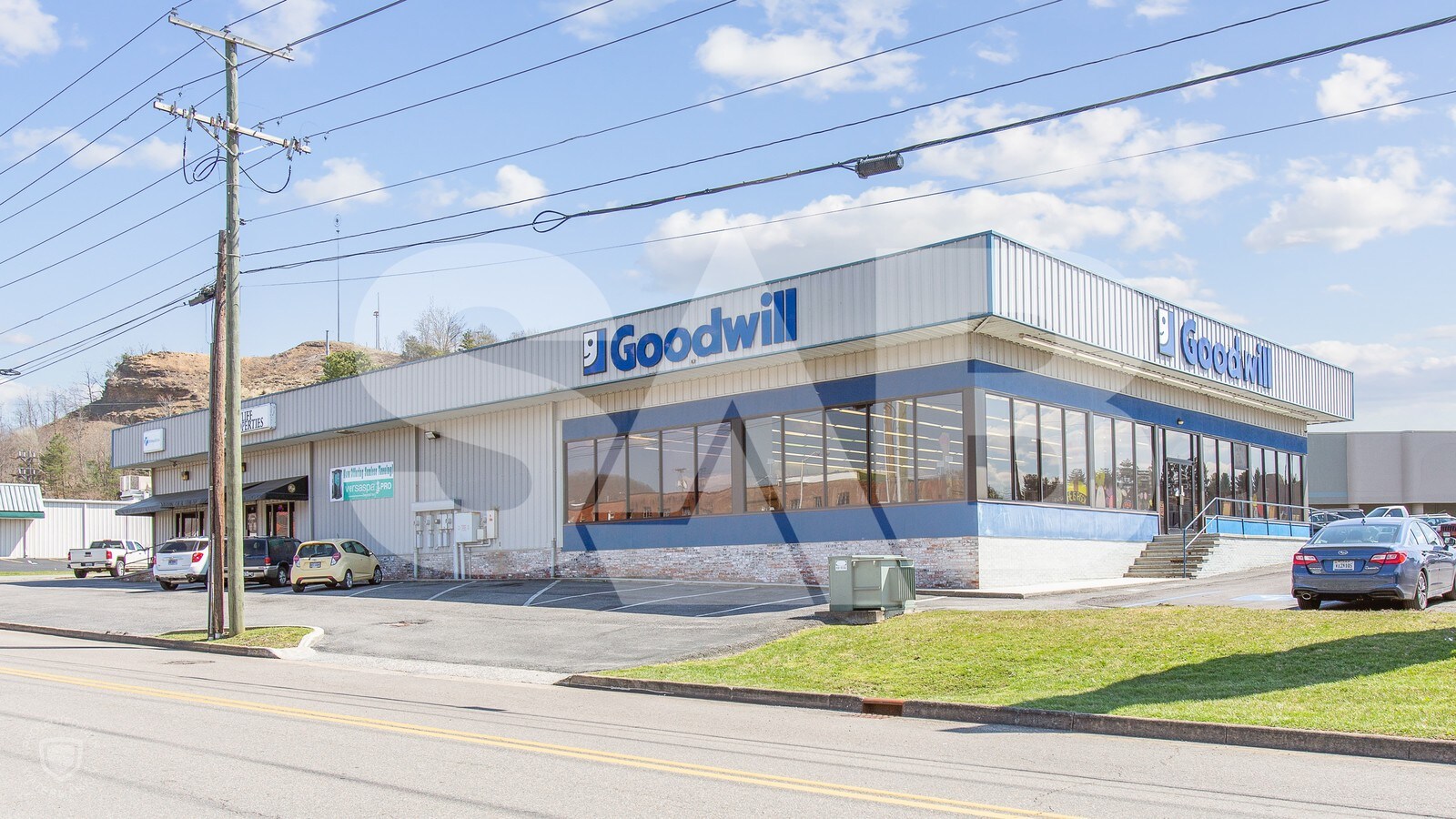 2510 S Front St, Richlands, VA 24641