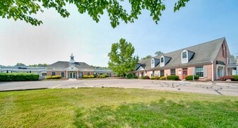 512 E Washington St, Chagrin Falls OH - Business Park