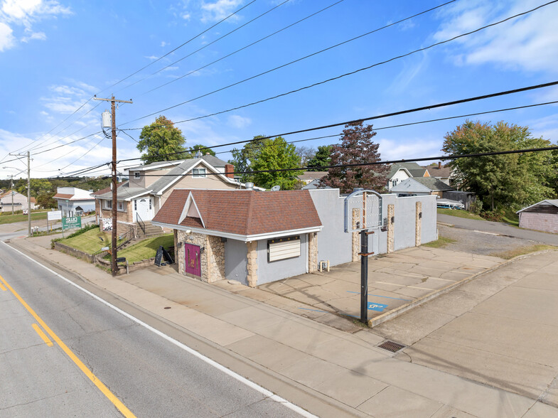 2109 Pennsylvania Ave, Weirton, WV for sale - Building Photo - Image 3 of 31