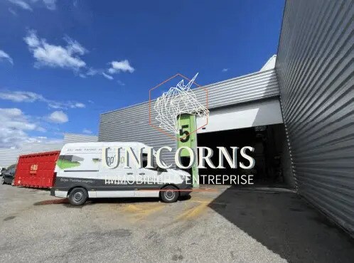 Industrial in Toulouse for lease - Building Photo - Image 2 of 5