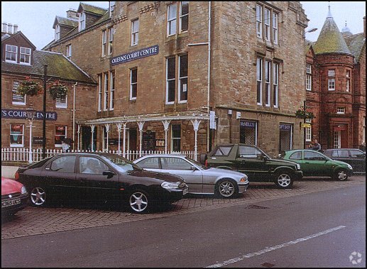 Sandgate, Ayr for lease Primary Photo- Image 1 of 7