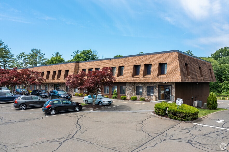 304 Federal Rd, Brookfield, CT 06804 Office for Sale