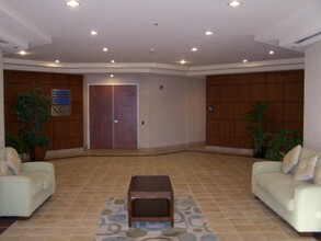 1352 Marrows Rd, Newark, DE for lease Interior Photo- Image 2 of 5