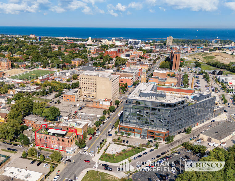 2098-2104 W 25th St, Cleveland, OH for lease - Building Photo - Image 1 of 4