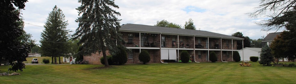 110 Larch Rd, Sayre, PA for sale - Primary Photo - Image 1 of 1