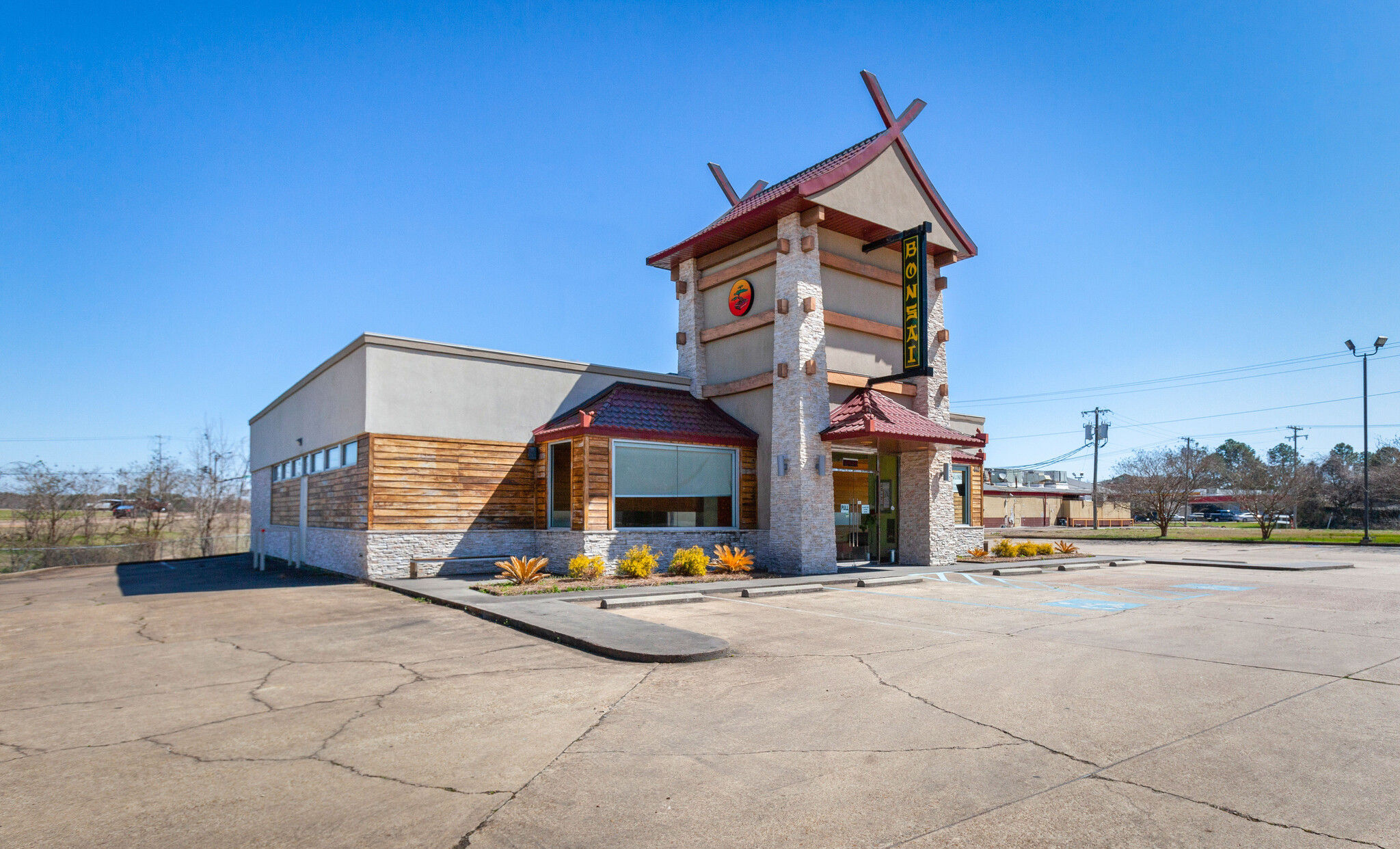 102 Clinton Center Dr, Clinton, MS for lease Building Photo- Image 1 of 76