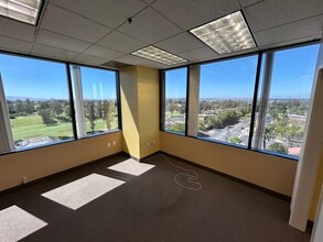 4300 Long Beach Blvd, Long Beach, CA for lease Interior Photo- Image 2 of 5