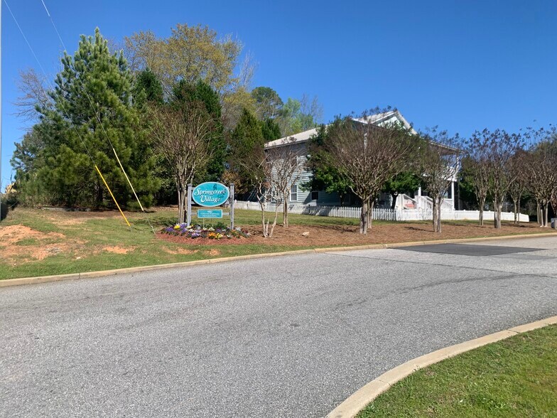 8082 Veterans Pkwy, Columbus, GA 31909 North Columbus Quadplex