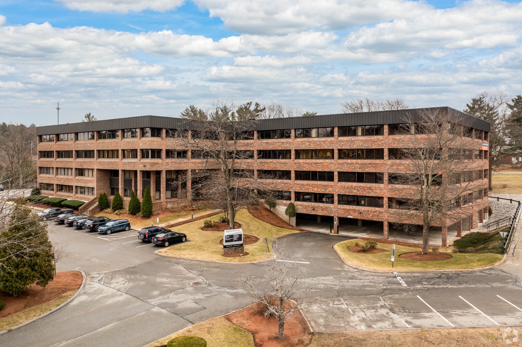 10 Tara Blvd, Nashua, NH 03062 Nashua Office Park