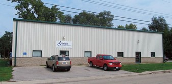 300-302 Edmund St, East Peoria IL - Warehouse