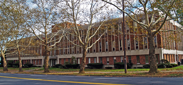 2200 W Hamilton St, Allentown, PA for lease Building Photo- Image 1 of 10