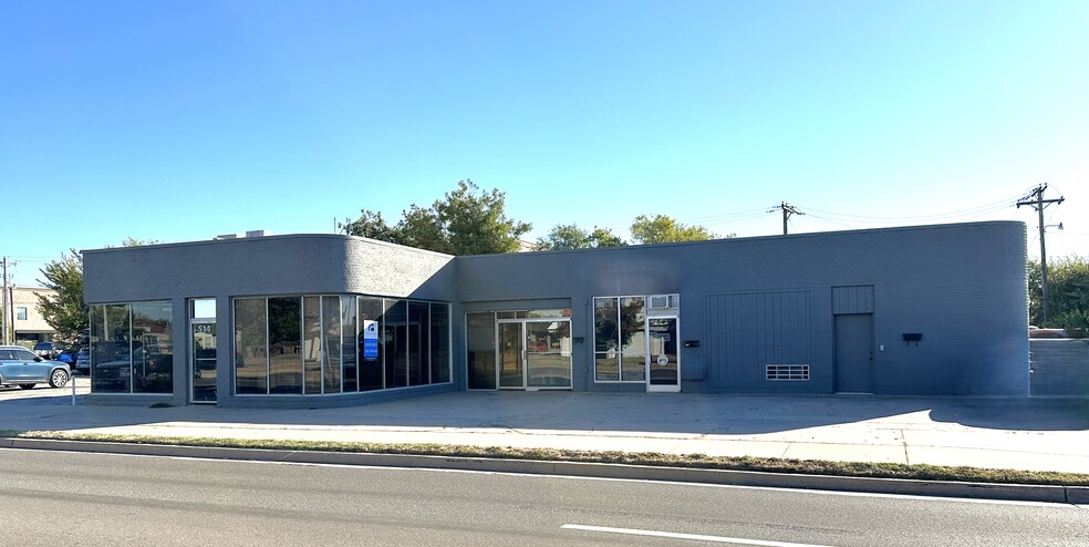 514 S Broadway, Edmond, OK for lease - Building Photo - Image 1 of 7