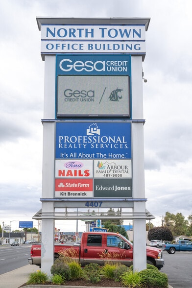 4407 N Division St, Spokane, WA for lease - Building Photo - Image 2 of 12