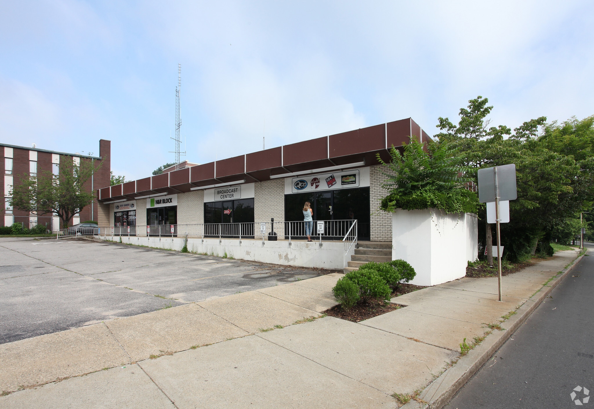 7 Governor Winthrop Blvd, New London, CT for lease Primary Photo- Image 1 of 7