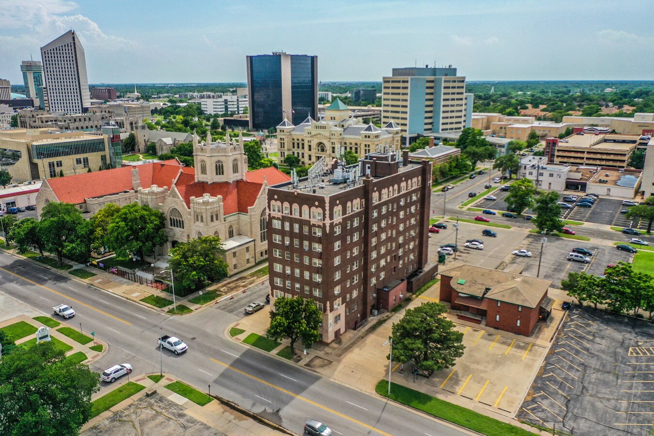 222 E Elm St, Wichita, KS, 67214 Apartments Property For Sale 222 E Elm St, Wichita, KS, 67214 Apartments Property For Sale