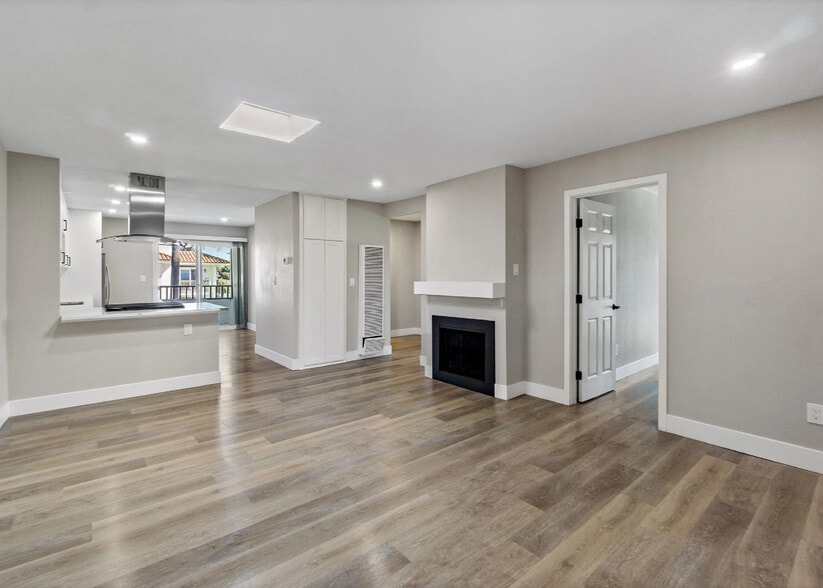 125 16th St, Huntington Beach, CA for sale - Building Photo - Image 3 of 10