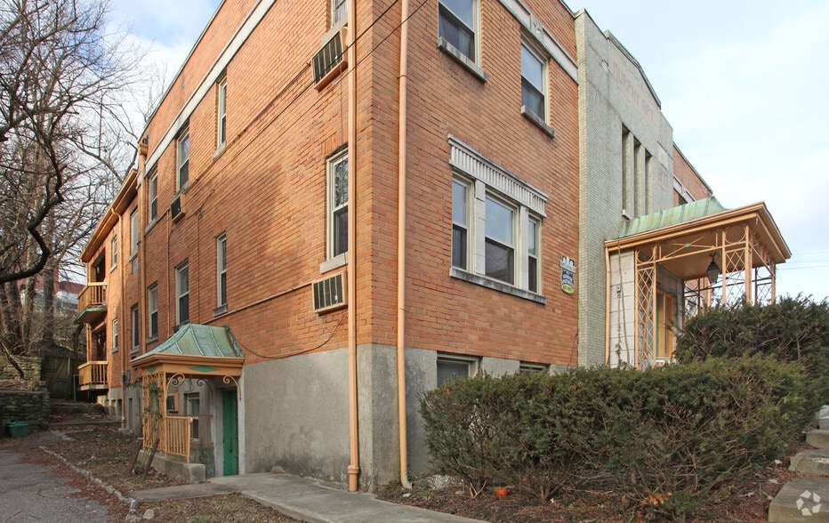 877 Ludlow, Cincinnati, OH for sale - Building Photo - Image 2 of 18