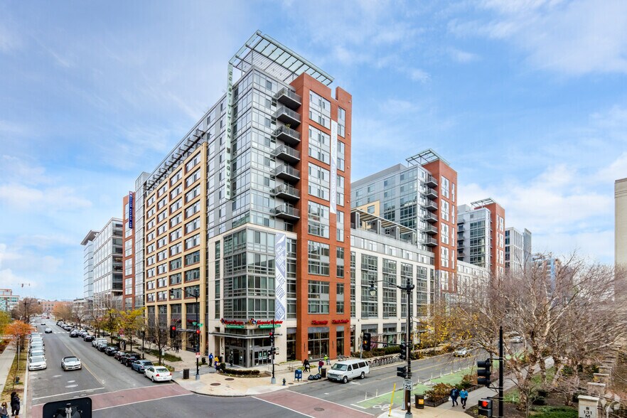130 M St NE, Washington, DC for sale - Primary Photo - Image 1 of 1