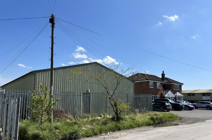 York Rd, Elvington for sale - Primary Photo - Image 1 of 2