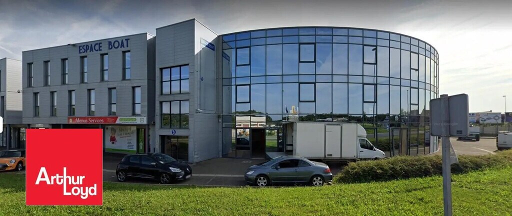 Location Bureaux 66 m² - Photo 1
