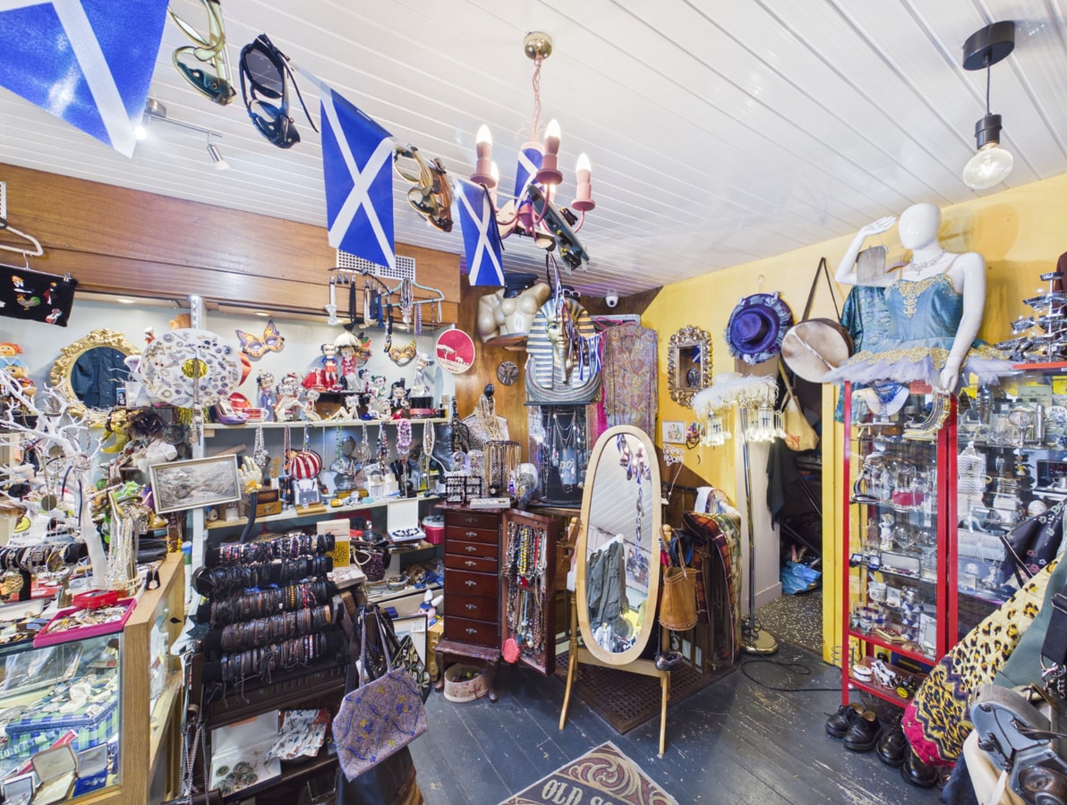 22 Newmarket St, Ayr, SAY KA7 1LP - Unit 22 - - Interior Photo - Image 2 of 3