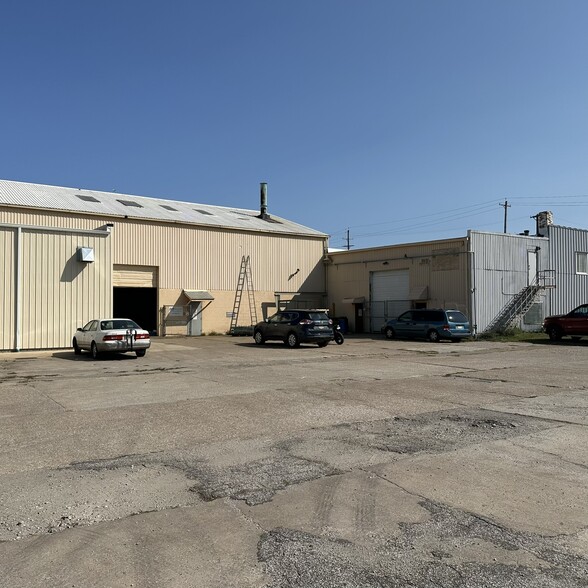 3560 Ridge Rd, Cleveland, OH for sale - Building Photo - Image 2 of 6