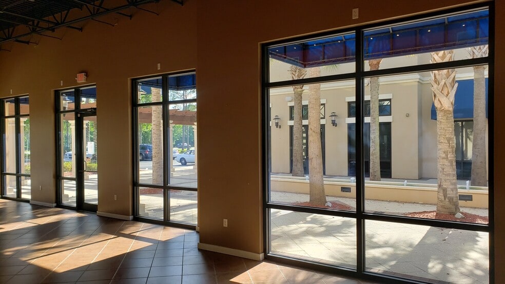 164 Everest Ln, Saint Johns, FL for lease - Building Photo - Image 2 of 16