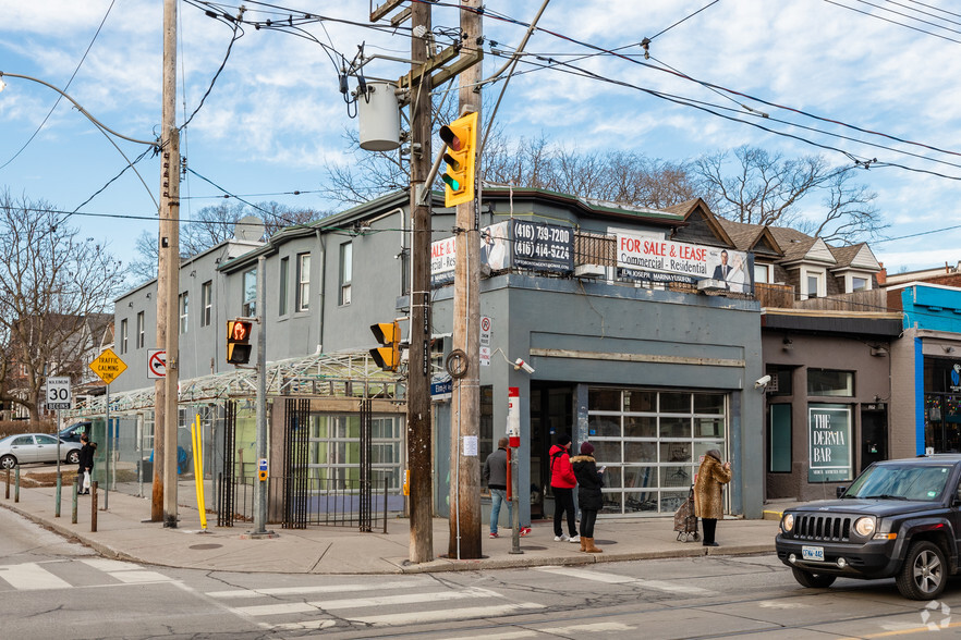 1930 Queen St E, Toronto, ON for lease - Primary Photo - Image 1 of 4