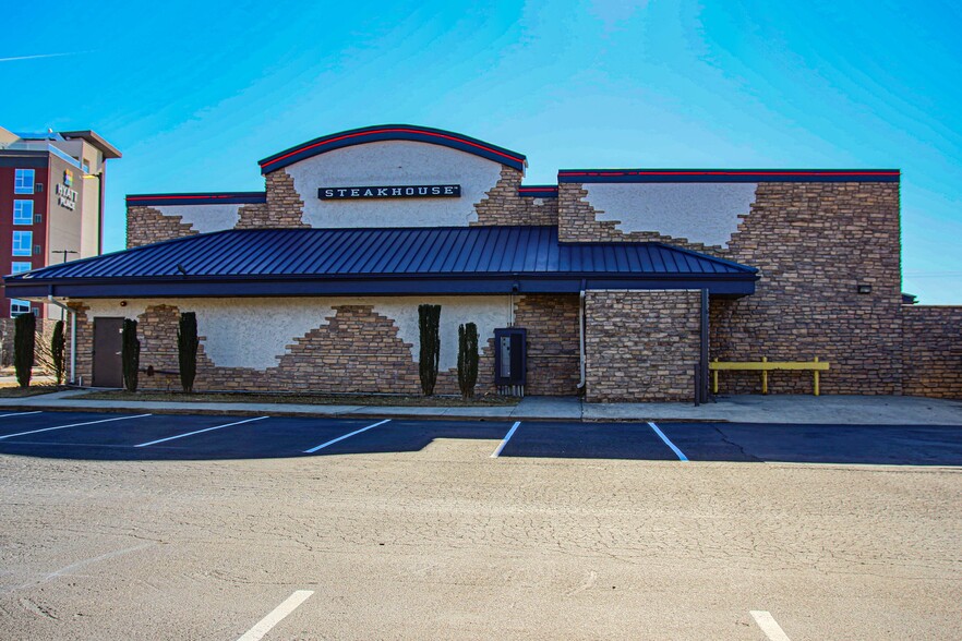 341 Rockwood Rd, Arden, NC for lease - Primary Photo - Image 1 of 38