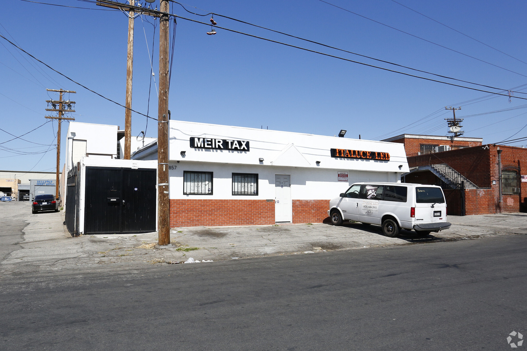 7857 Burnet Ave, Van Nuys, CA for sale Primary Photo- Image 1 of 1