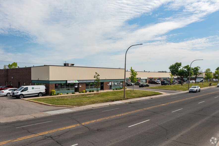 16867-16897 Boul Hymus, Kirkland, QC for lease - Primary Photo - Image 1 of 3