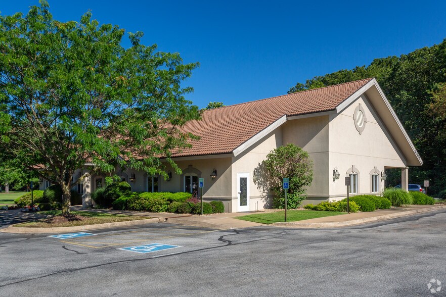 5311 W Village Pky, Rogers, AR 72758