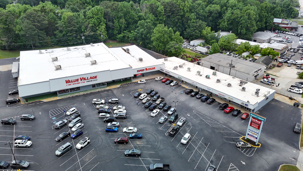 3853 Lawrenceville Hwy, Tucker, GA for lease - Building Photo - Image 2 of 5